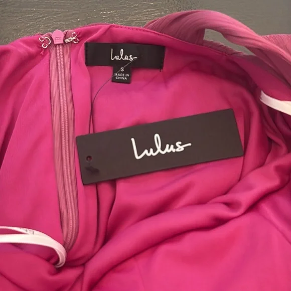 NWT Lulus magenta tiered dress - Picture 6 of 12